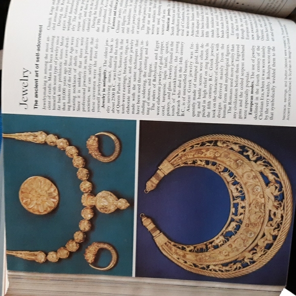 Reader's Digest crafts and hobbies step by step guide to creative skills. - Picture 7 of 9